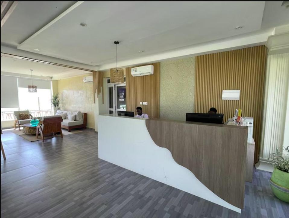 Ocean Green Beach Resort Prampram Esterno foto