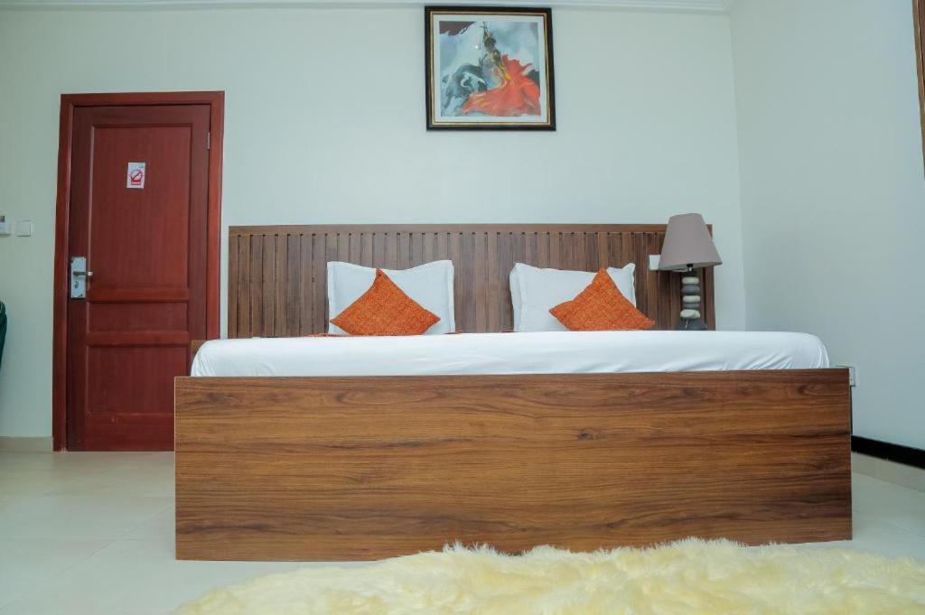 Ocean Green Beach Resort Prampram Esterno foto